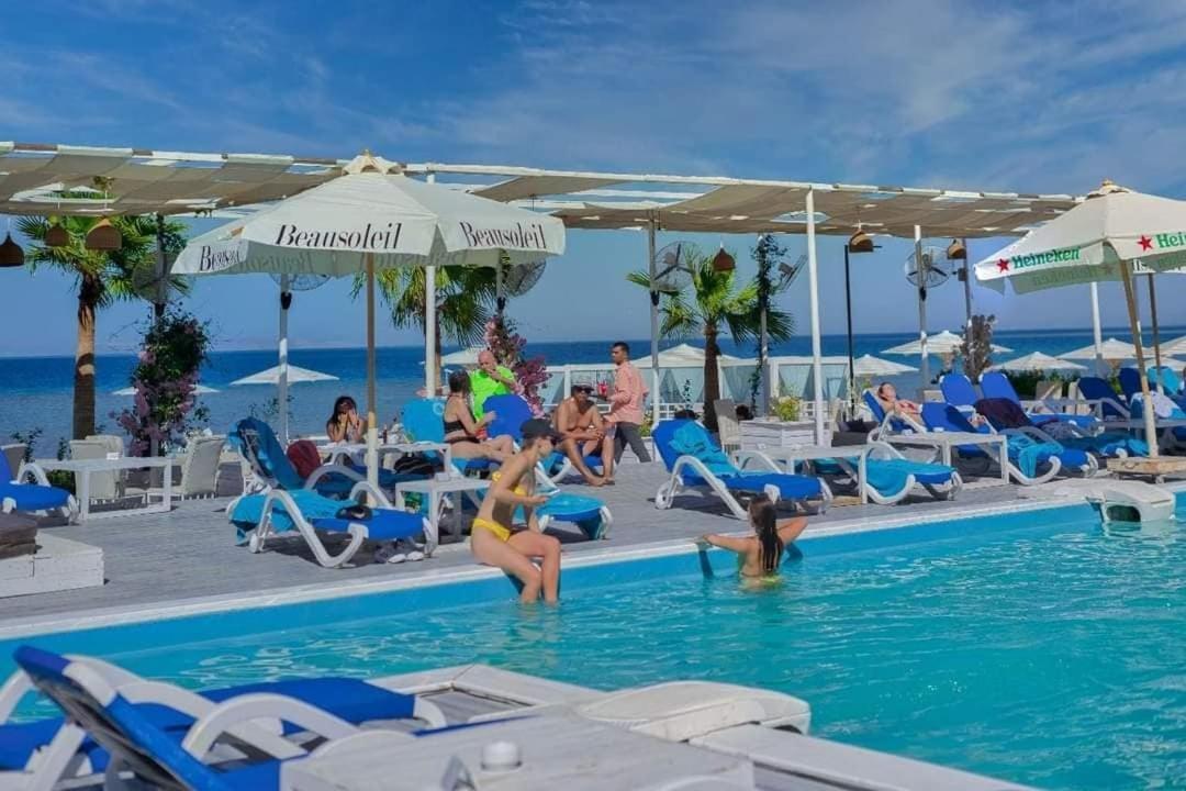 Amazing 2 Bedroom Selena Bay Хургада Экстерьер фото